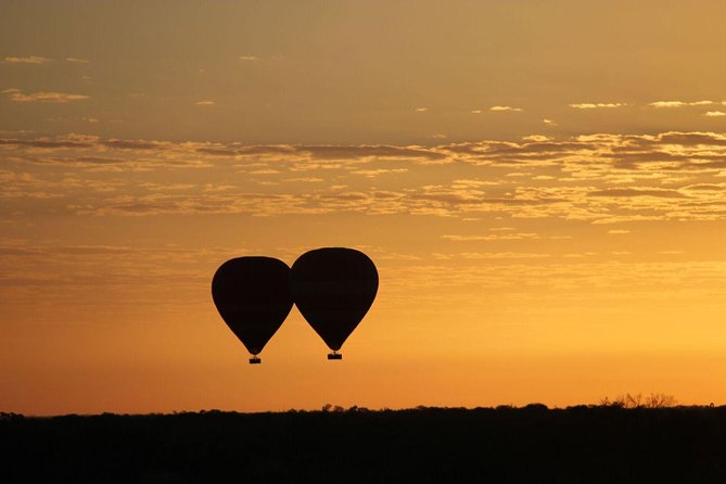 Early Morning Ballooning in Alice Springs - The pre-sunrise start: pickup, balloon prep, and getting into the basket