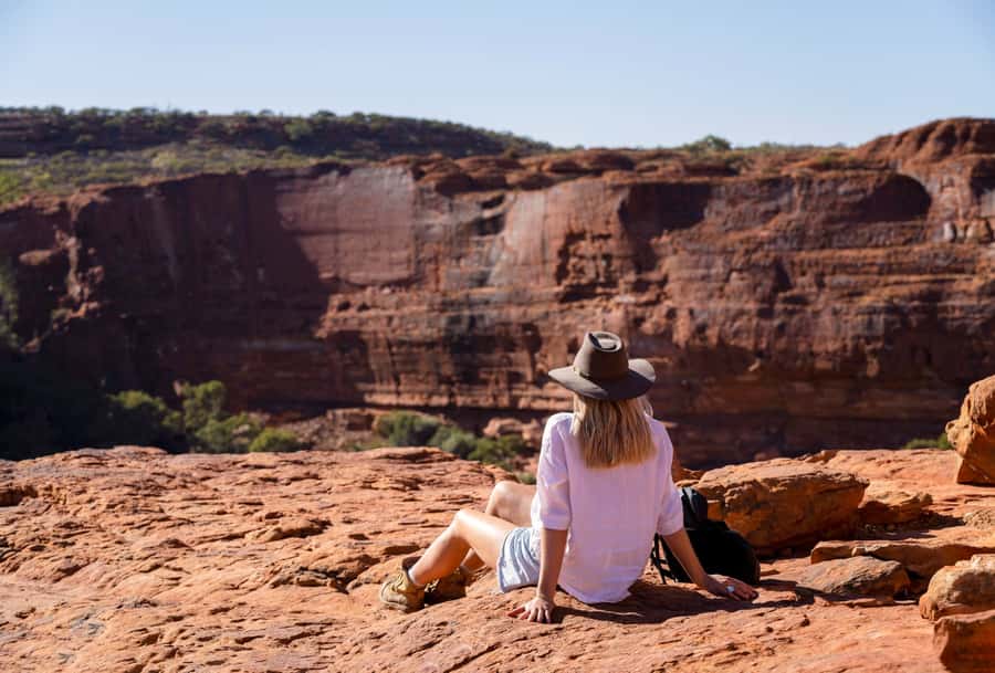 From Adelaide: 7-Day Adventure Tour to Uluru - Day 2: Wilpena Pound viewpoints, Hills Homestead, and Warren Gorge’s wildlife