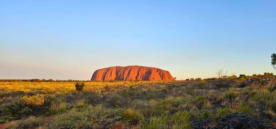 From Alice Springs: Day Trip to Uluru with BBQ Dinner - Who should book this tour, and who might want a different plan