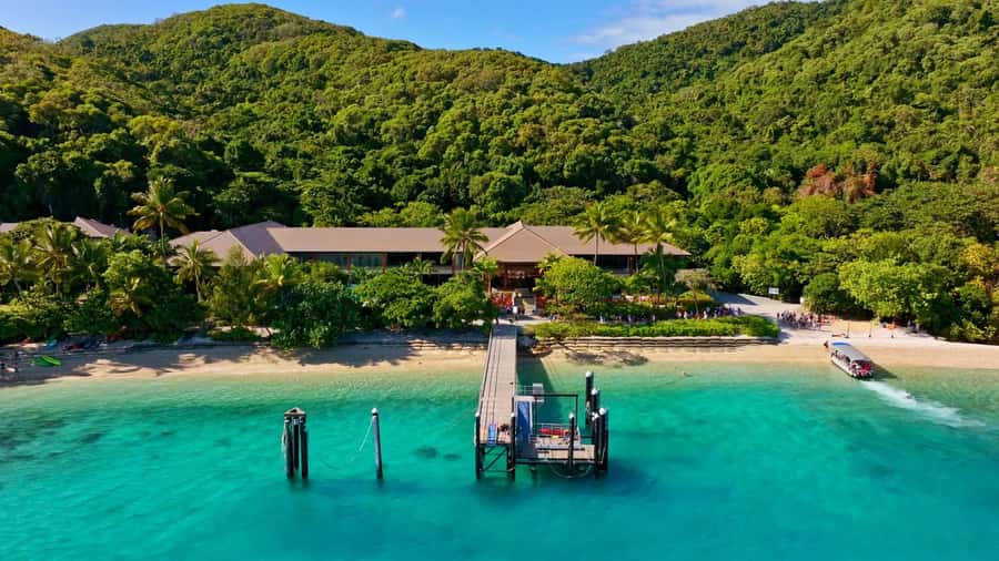 From Cairns: 2 Islands 1 day - Fitzroy & Green Islands - From Cairns Marlin Marina to Fitzroy Island: the easy start
