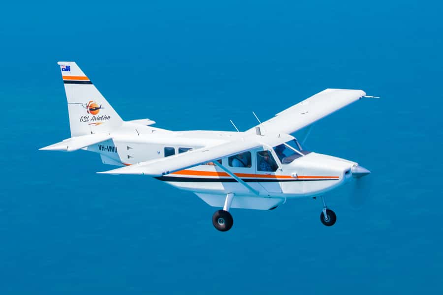 From Cairns: 40-Min Scenic Reef Window Seat Airplane Flight - Pilot Commentary and Headsets: What You’ll Actually Hear