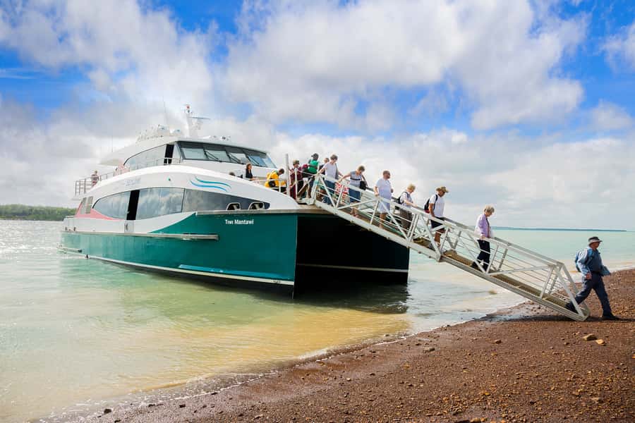 From Darwin: Tiwi Islands Aboriginal Culture Tour with Lunch - Museum stop: traditional art and Tiwi Dreamtime stories