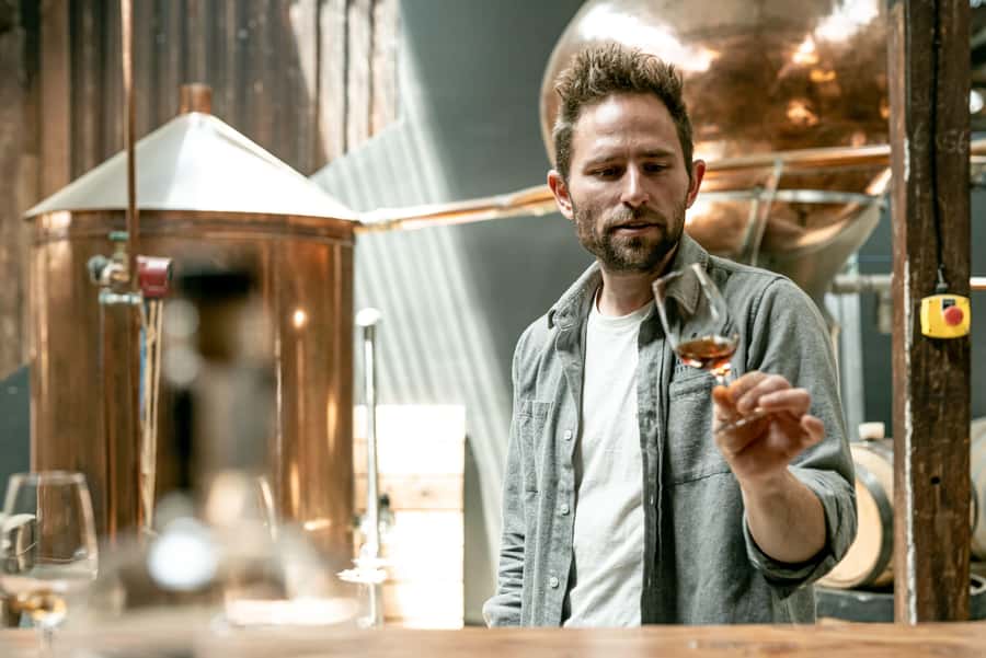 From Hobart: Signature Full Day Tour - The Hobart finish: one last sip and a flexible exit