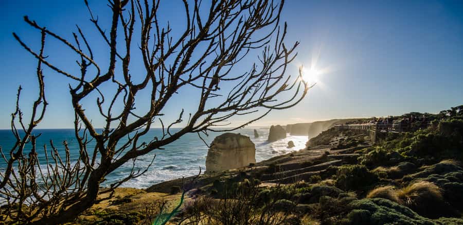 From Melbourne: 2-Day Great Ocean Road & Grampians Escape - Day 1: Melbourne to the 12 Apostles on the Shipwreck Coast