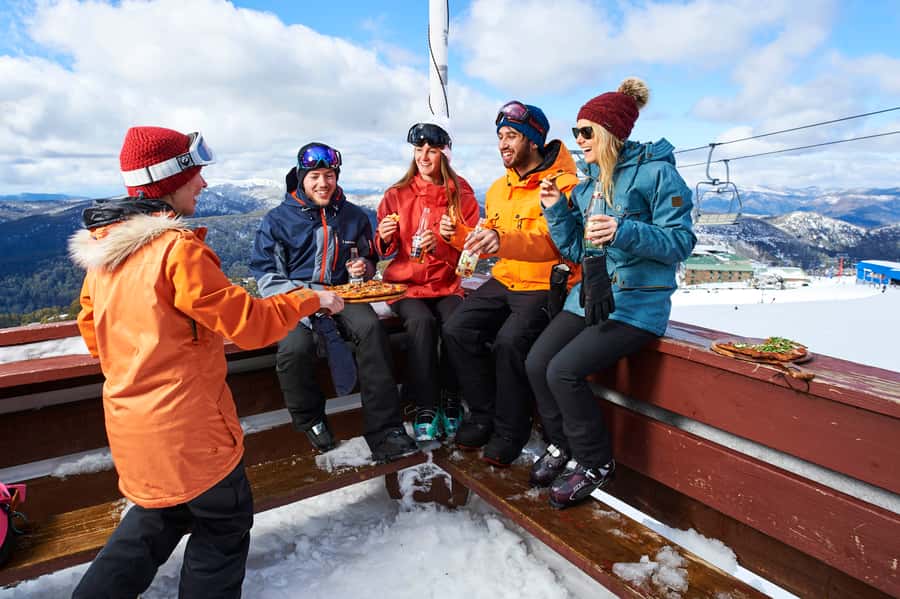 From Melbourne: Day Trip to Mt Buller by Premium Tour Coach - How to fill 6.5 hours on Mt Buller (ski, snowboard, or go snow-play)
