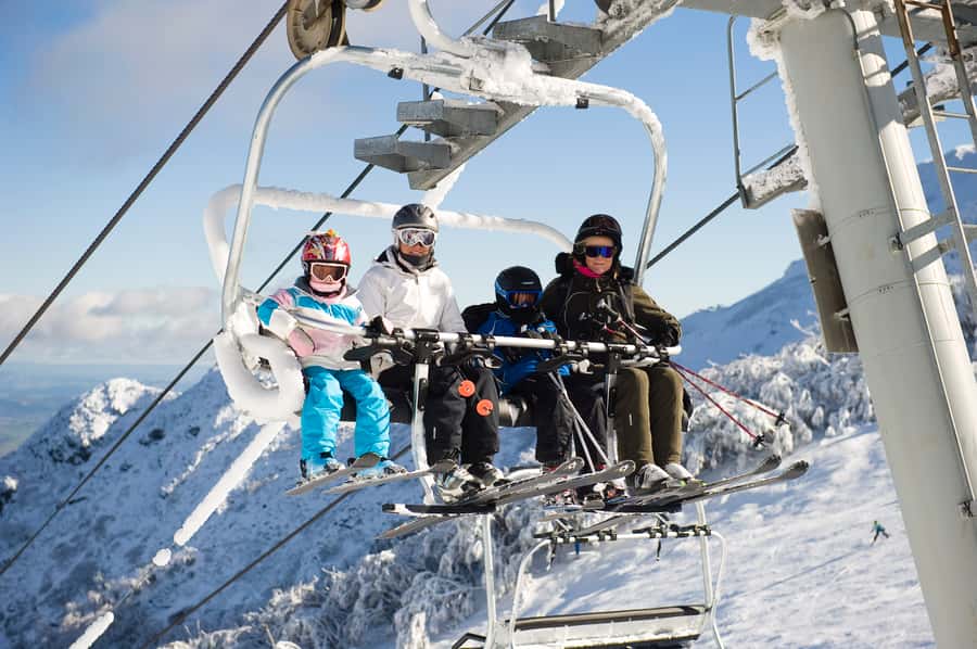 From Melbourne: Day Trip to Mt Buller by Premium Tour Coach - Coach comfort, luggage space, and driver quality, the things that make or break winter travel