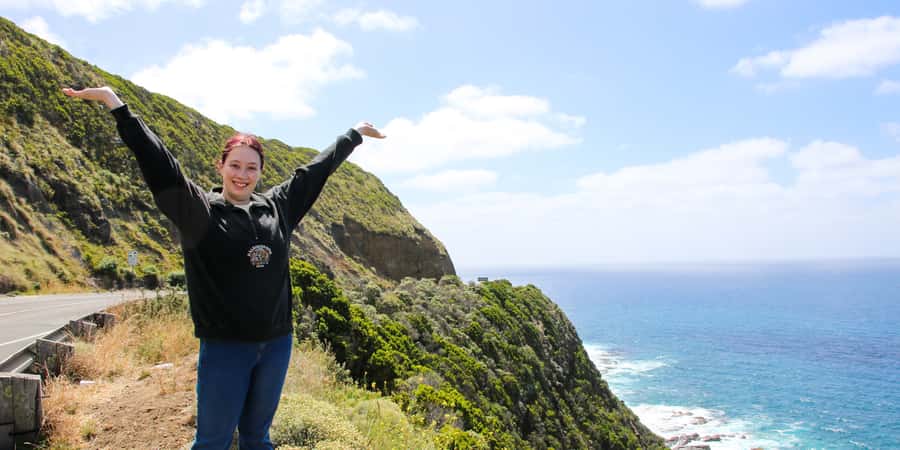 From Melbourne: Great Ocean Road & 12 Apostles Full-Day Tour - The guide makes the long drive feel shorter (and funnier)