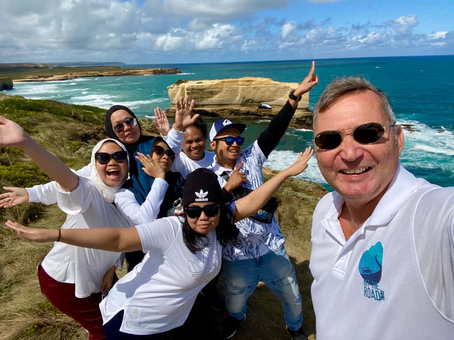 From Melbourne: Great Ocean Road Boutique Tour in Reverse - Reverse Great Ocean Road, the one change that improves everything