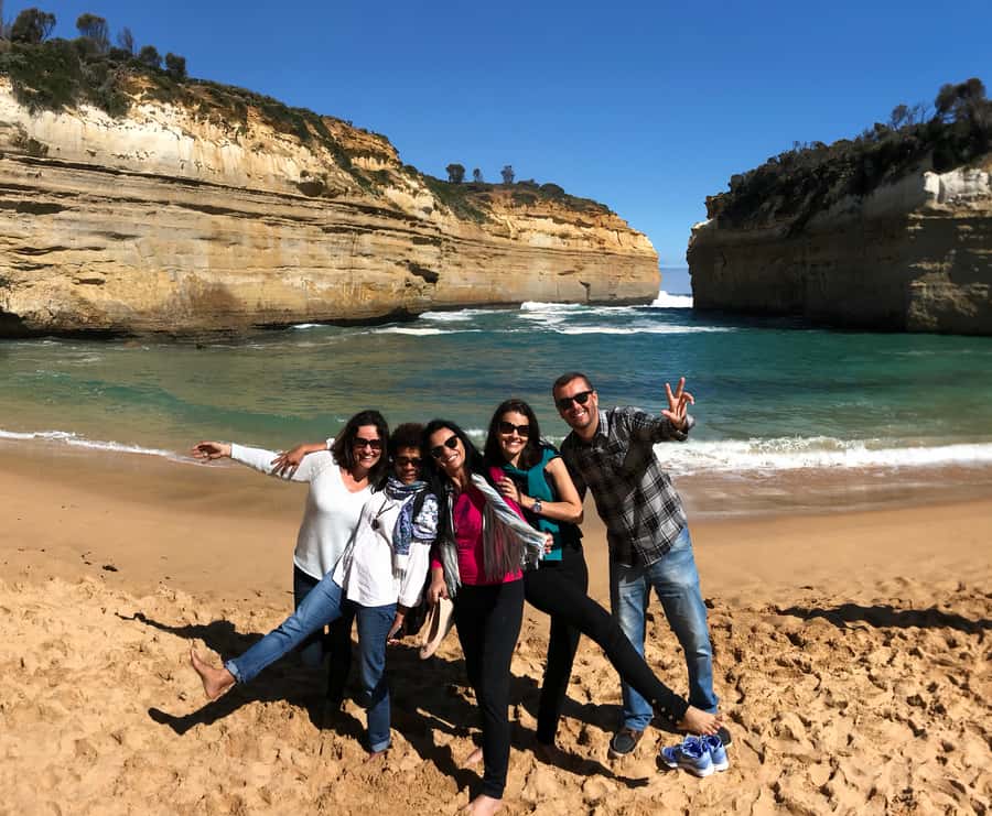 From Melbourne: Great Ocean Road Boutique Tour in Reverse - Winchelsea breakfast stop: stretch your legs before the big scenery