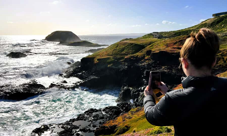 From Melbourne: Phillip Island Penguin Parade Eco Tour - Food rules, what to pack, and comfort tips that actually matter