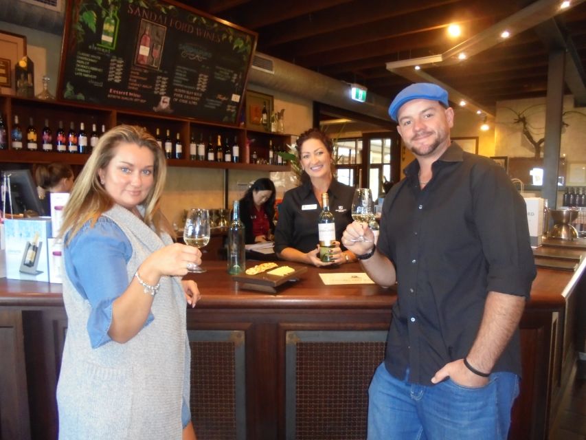 From Perth: Swan Valley Winery & Brewery Day Tour With Lunch - Lunch at Homestead Brewery: the included meal you should not skip