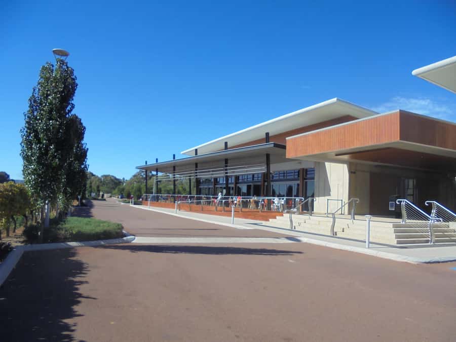 From Perth: Swan Valley Winery & Brewery Day Tour With Lunch - The 8-hour rhythm: what “full day” really means