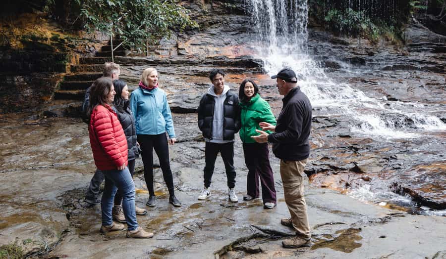 From Sydney: Blue Mountains Bushwalks & Featherdale Tour - Echo Point and the Three Sisters: the iconic stop, but with context