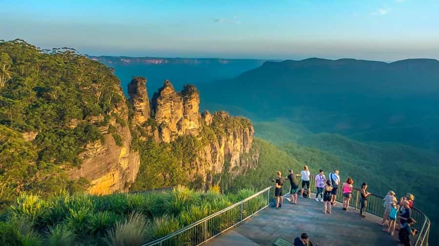 From Sydney: Blue Mountains Private Tour with Wildlife Park - Key moments that make this private day work