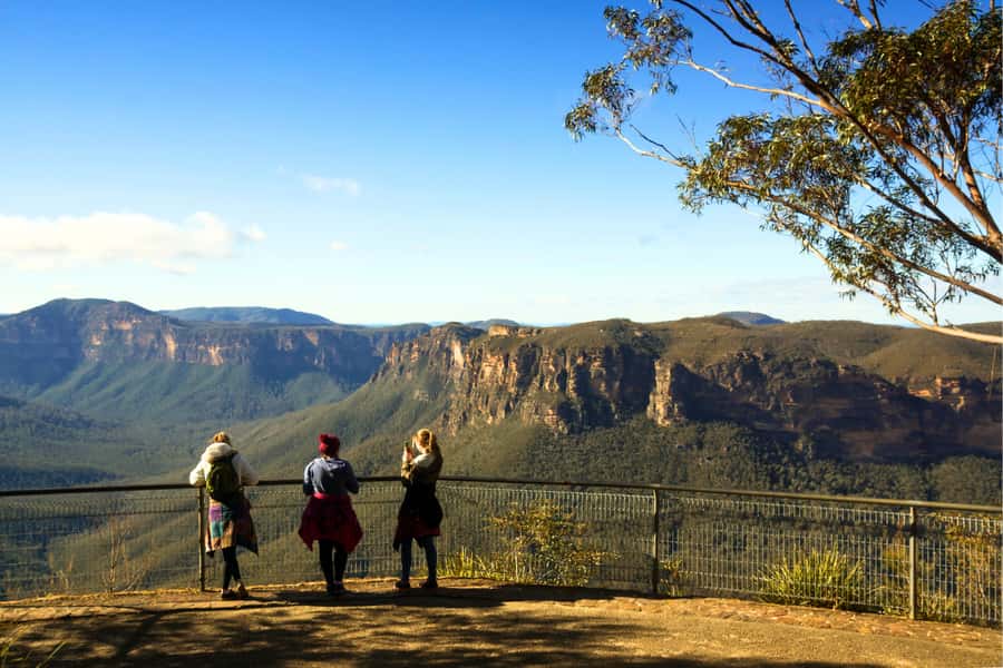 From Sydney: Blue Mountains, Sydney Zoo & Walking Tour - First Nations cultural talk: learning beyond postcards