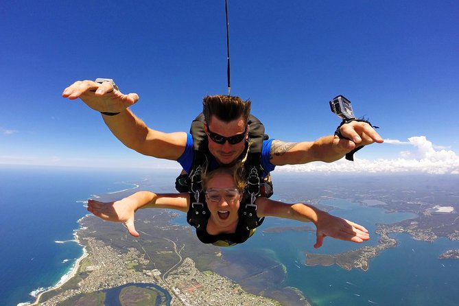From Sydney: Tandem Skydive Experience over Newcastle Beach - Who should book this and who should skip it