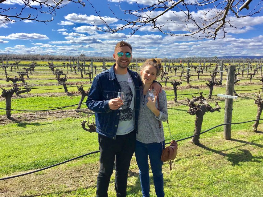 Full-Day Swan Valley Wineries with Lunch and River Cruise - Homestead Brewery lunch: set meal with drink choice and group seating