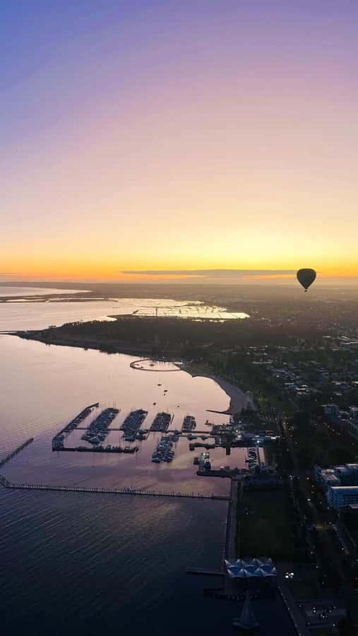 Geelong: Balloon Flight at Sunrise with Breakfast - The Drive to the Launch Site, Why It Keeps Changing