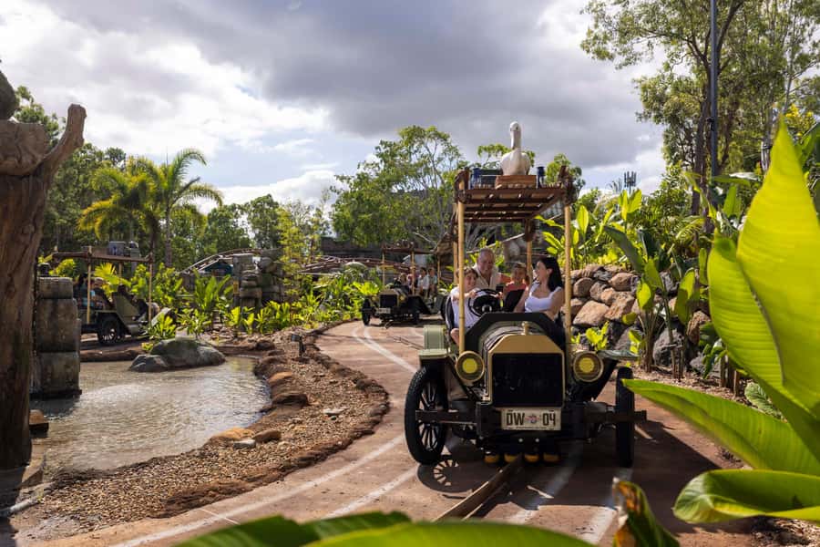 Gold Coast: 2-Day Dreamworld, WhiteWater World + SkyPoint - What This Gold Coast Combo Pass Really Covers