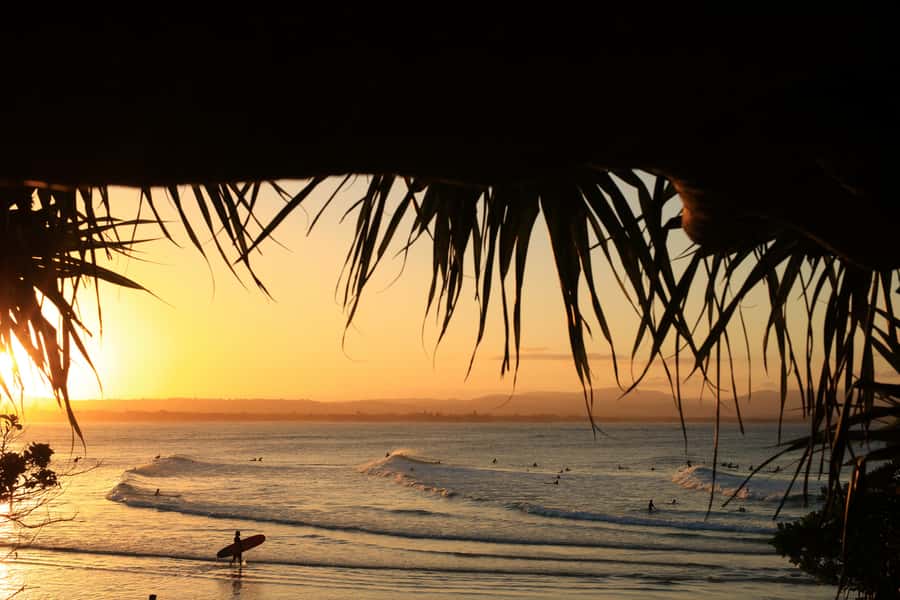 Gold Coast: 2-Hour Private Surf Lesson with Photo Package - Staying comfortable in Queensland conditions