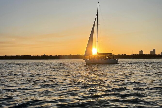 Gold Coast 2 hour Sunset Sailing Cruise with Drinks&Tasting Plate - Key things to know before you sail