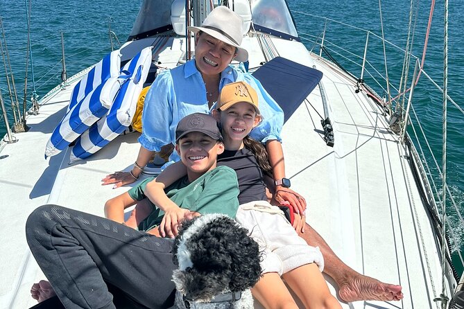 Gold Coast 2 hr Sailing Cruise with Drinks & Tasting Plate - Price value: is $121.21 worth it?