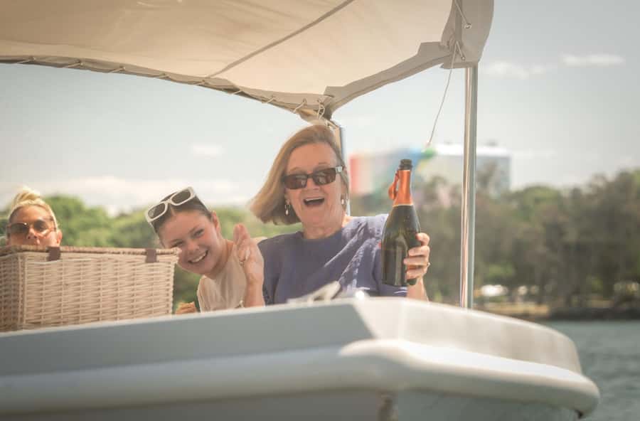 Gold Coast: Electric Picnic Boat Rental From Isle of Capri - FAQ