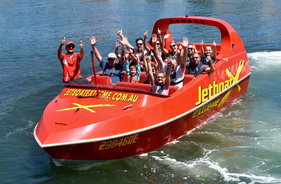 Gold Coast: Jet Boat Ride and Scenic Helicopter Tour - Entering the Surfers Paradise jet boat staging area