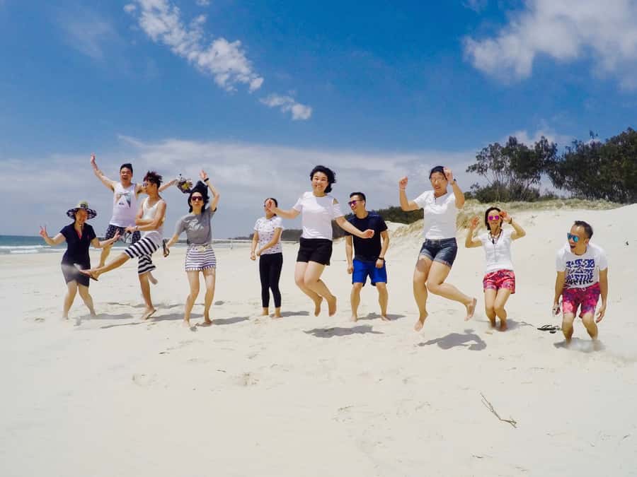 Gold Coast: Kayaking & Snorkelling Tour with Fish Feeding - Key things that make this tour a smart choice