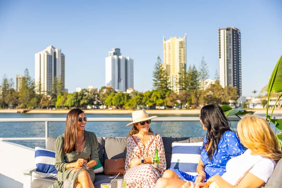 Gold Coast: Sightseeing Cruise with Buffet Lunch - Where to sit: top deck sunshine vs comfy lower deck calm