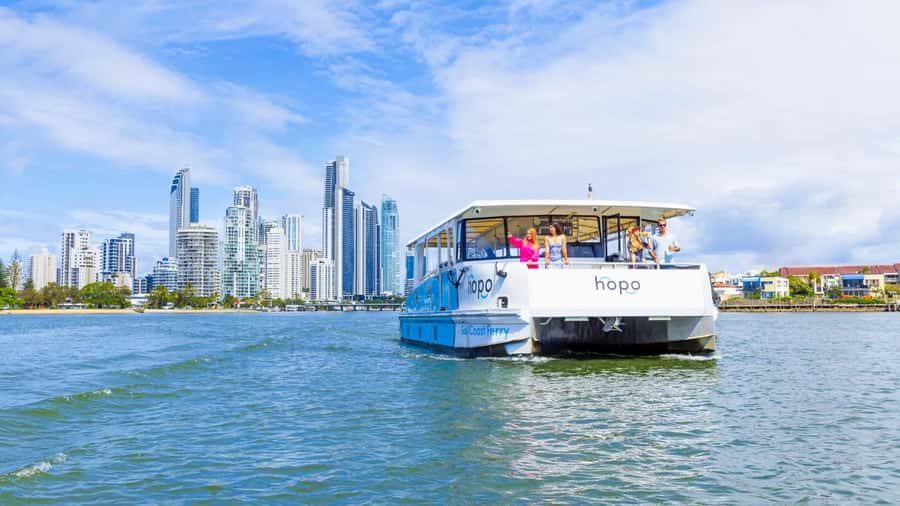 Gold Coast: Sightseeing Hop-on Hop-off Cruise - Boarding and meeting point, so you start stress-free