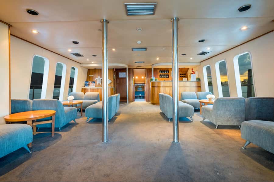 Gold Coast Sunset Cruise Aboard the Sun Goddess - Price and value: what $55 really buys you