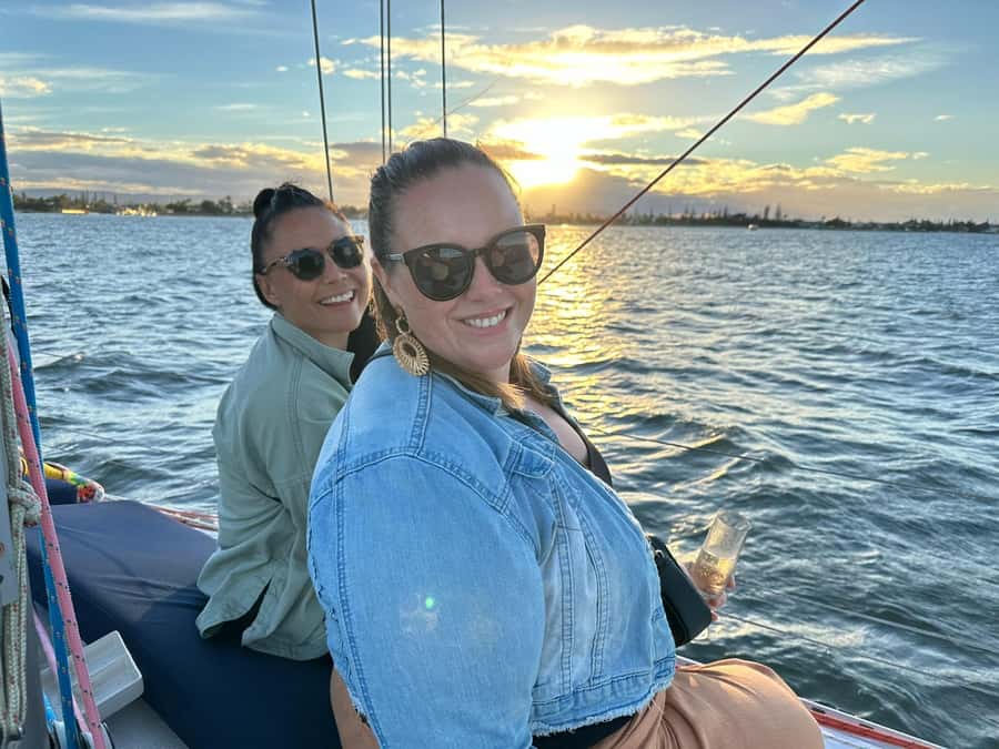 Gold Coast: Sunset Sailing Cruise incl food & drinks - Special occasions: why this cruise works for birthdays, proposals, and anniversaries