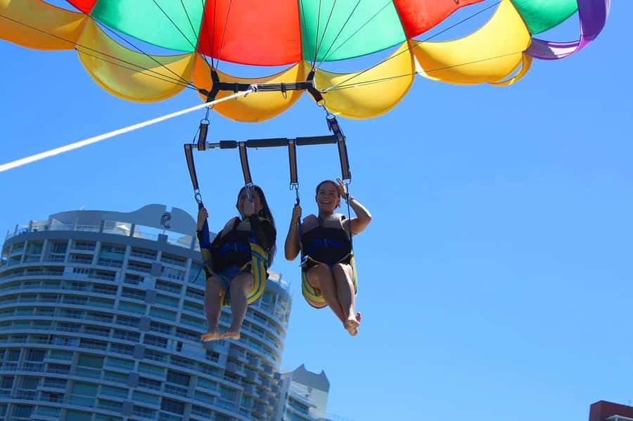 Gold Coast: Surfers Parasailing with Free Photos - Who Should Skip It (Medical, Pregnancy, and Weight Limits)
