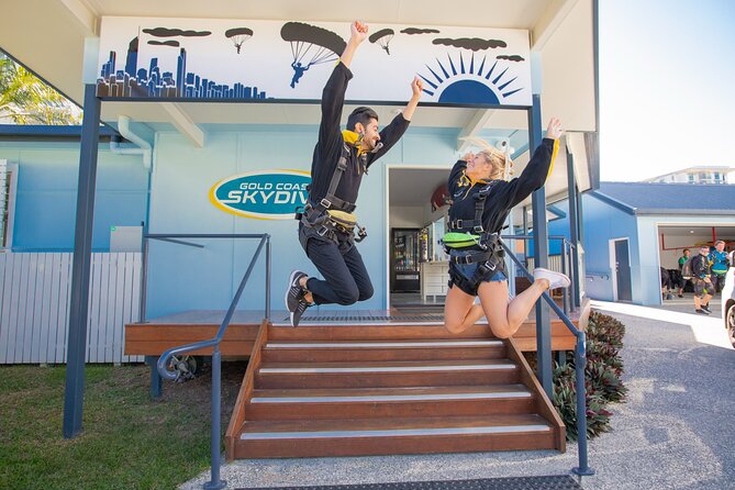 Gold Coast Tandem Skydive - Up in the Plane: Big Views, and the Waiting That Feels Longer