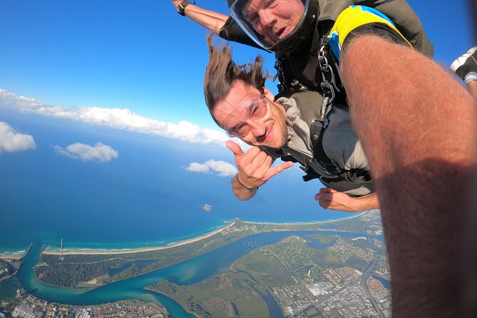 Gold Coast Tandem Skydive - Parachute Float and the Cloud-Whisking Moment