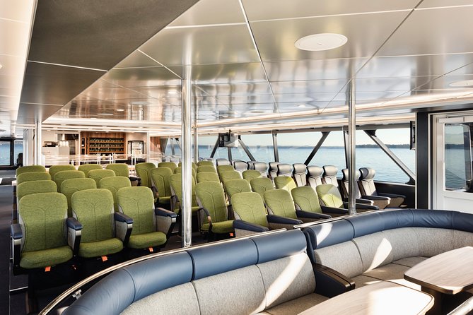 Gordon River Cruise departing from Strahan - Lunch, seating, and the drinks trade-off on the Spirit of the Wild