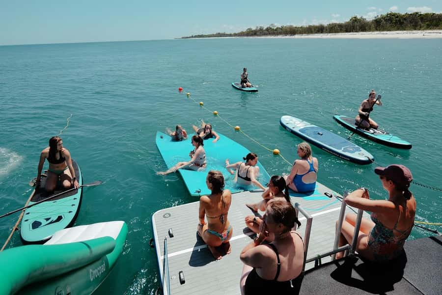 Hervey Bay: Aqua Oasis Cruise - The 8:00 AM rhythm: how the morning usually flows