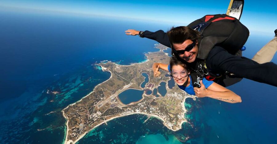 Hillary's Harbour: Rottnest Island Skydive and Ferry Package - Who should skip this jump, and who will love it