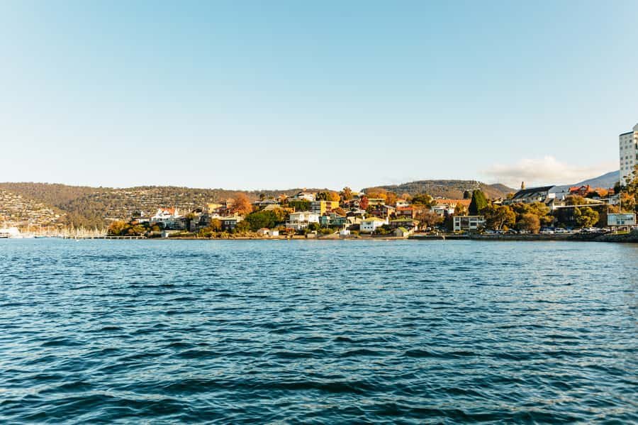 Hobart: 2.5-hour Iron Pot Lighthouse Cruise - Hope Beach and That Southern Ocean Swell Feeling