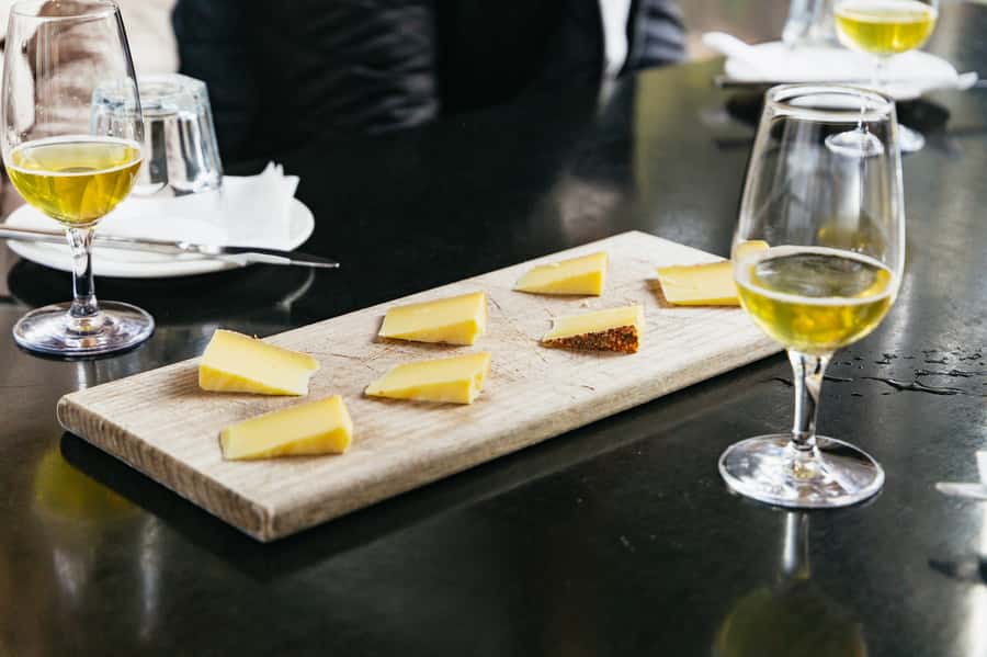 Hobart: Bruny Island Gourmet Sightseeing Day Tour - What makes this Bruny Island gourmet day tour different