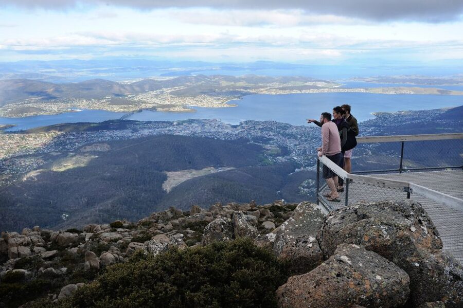 Hobart: Kunanyi/Mt Wellington Hop-on Hop-off Bus Pass - What to Pack for a Mountain Day in Tasmania
