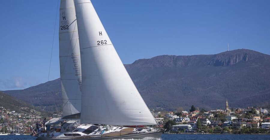 Hobart: Luxury Yacht Scenic Sailing Tour with Snacks - Snack Time Is Part of the Show, Not an Afterthought
