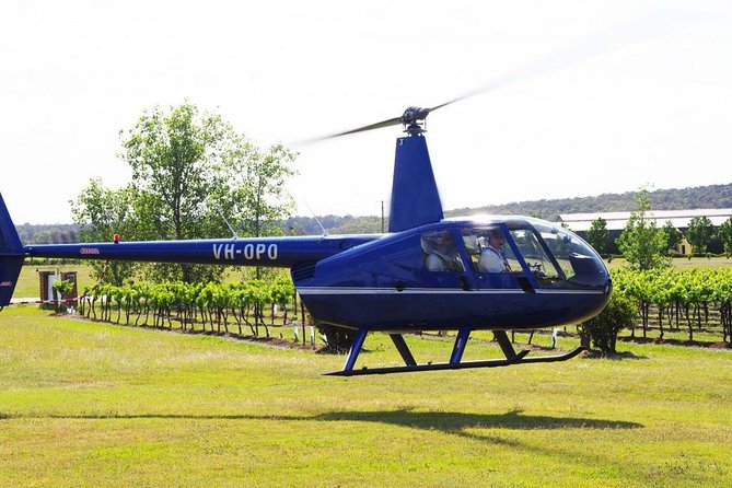 Hunter Valley Helicopter Tour with a Bubbly Breakfast - The short hangar time: safety briefing and meeting your pilot