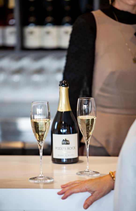 Hunter Valley: Wine and Cheese Tasting - Pooles Rock Cellar Door and the Deck Views You Actually Get