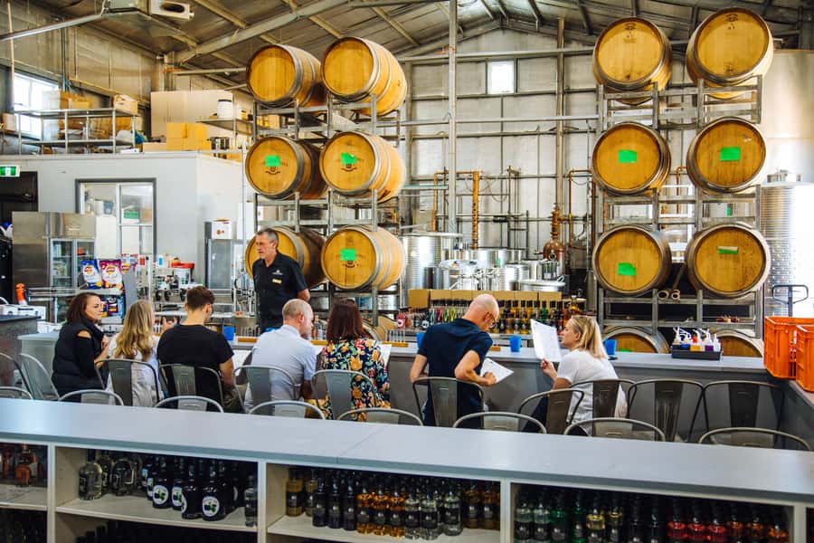 Hunter Valley: Wine, Spirits, and Cheese Tour with Lunch - Why this Hunter Valley tour is a step up from the usual wine day