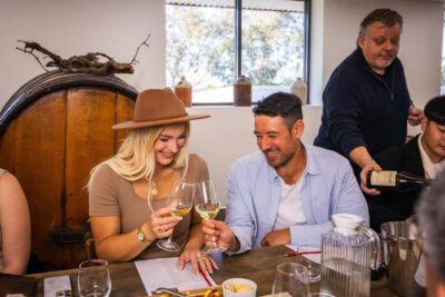 Hunter Valley: Wine Tour with 2-Course Lunch, Choc & Cheese