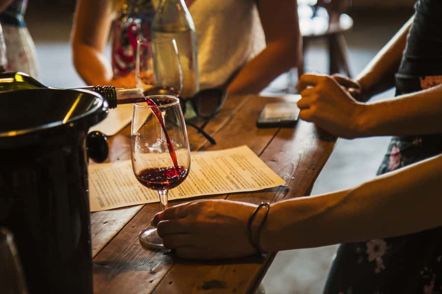 Hunter Valley: Wine Tour with 3 Tastings and Garden Lunch - Lunch at Cypress Lakes: the calm middle of the day