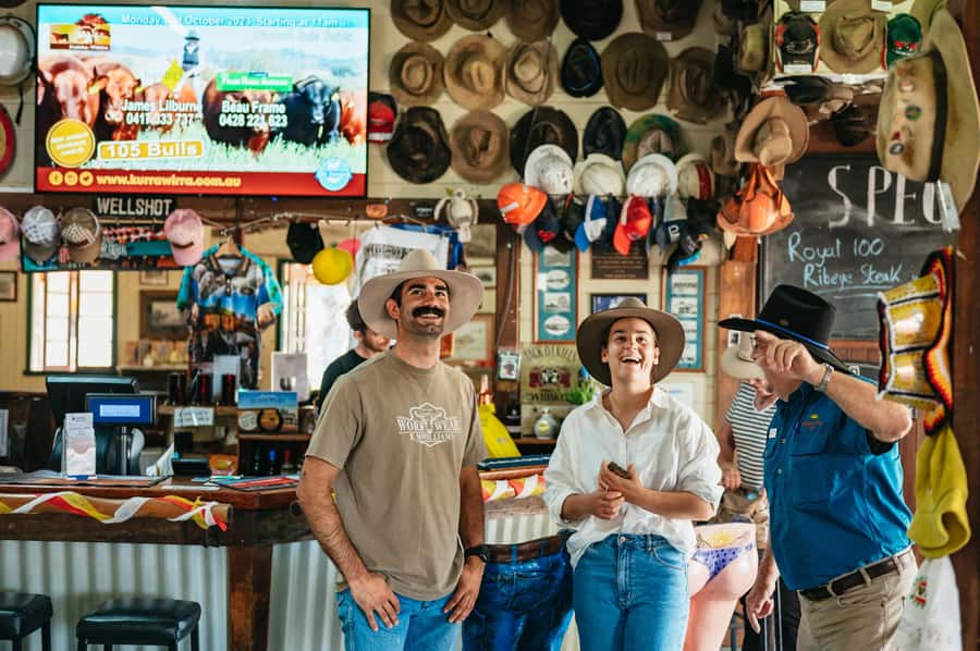 Ilfracombe Tour - Outback Queensland sheep country, in a tight 3-hour loop