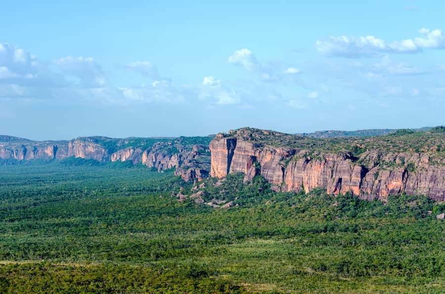 Jabiru: Guided Flight over Kakadu National Park - Dry Season Landmarks: Dinosaur Valley and Upper East Alligator Valley